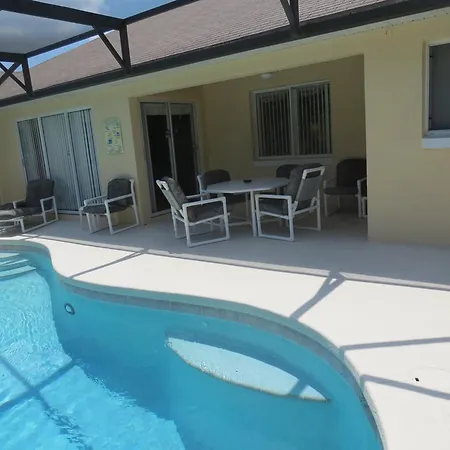 3 Bedroom Standard Davenport Home Fl 33897
